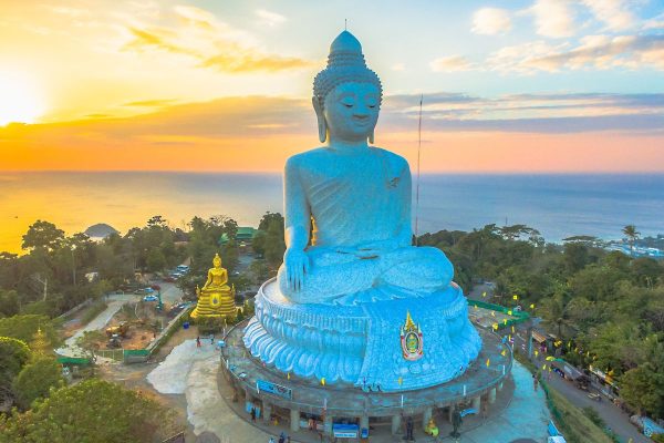 De Bangkok a Chiang Mai y con Phuket